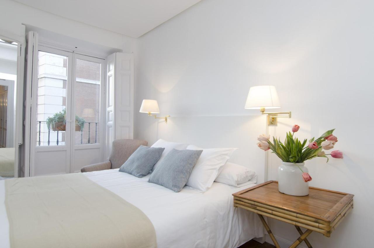 Apartamento Paseo Del Prado II En Madrid Extérieur photo